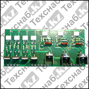 Слот управления двигателем и клапаном